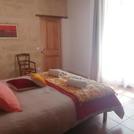 Domaine De Gaïa, Piscine, Pétanque, Ping-pong, Proche Saint Emilion *
